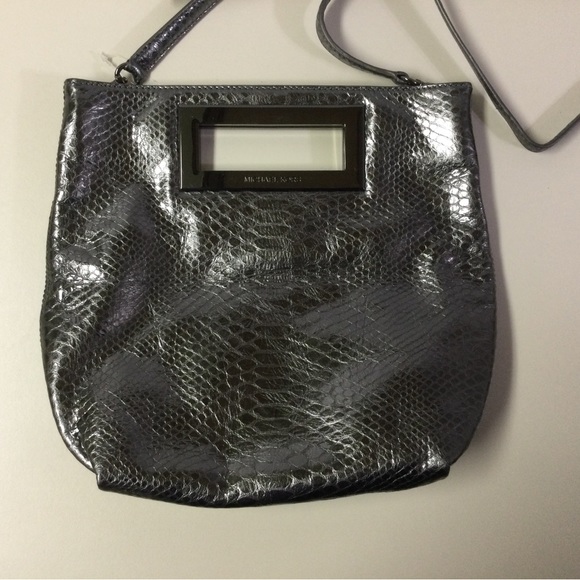 Michael Kors Open Handle Clutch Crossbody - Picture 2 of 8